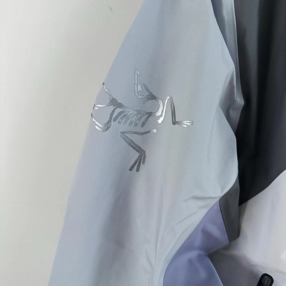 Brand New Arc’teryx Beta Jacket W Beams GORE-TEX - Size XL - Picture 3 of 9